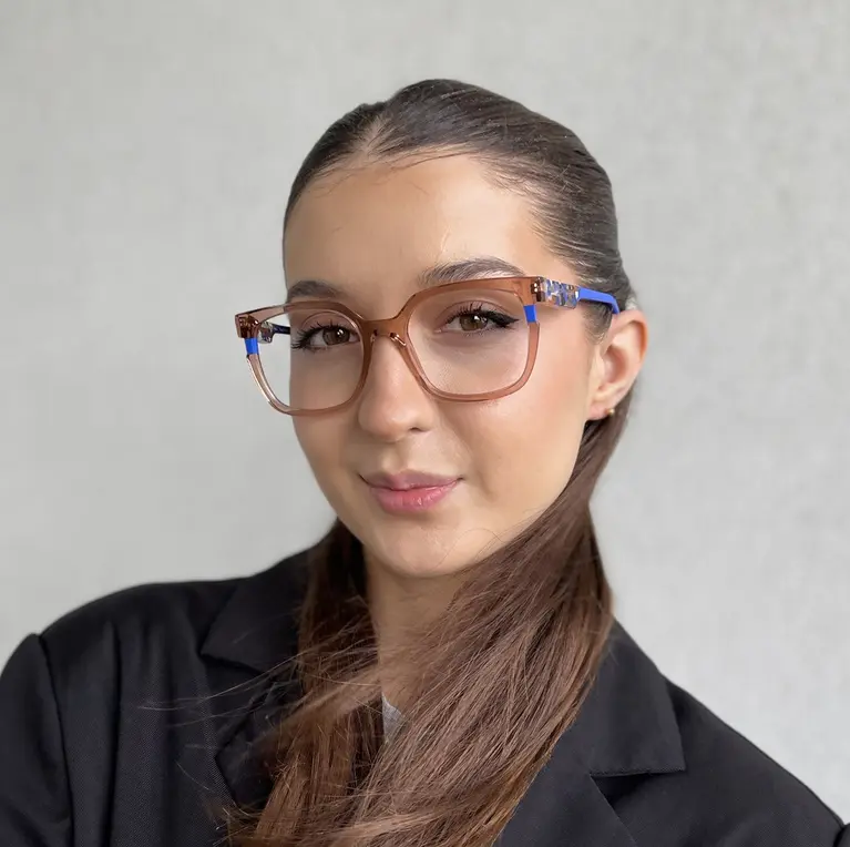 www.optika-luna.hr FACE A FACE